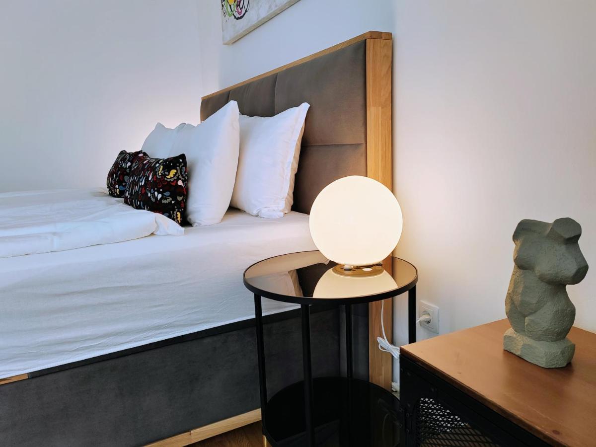 S15 Studio Apartment Free Parking ซาเกร็บ ภายนอก รูปภาพ