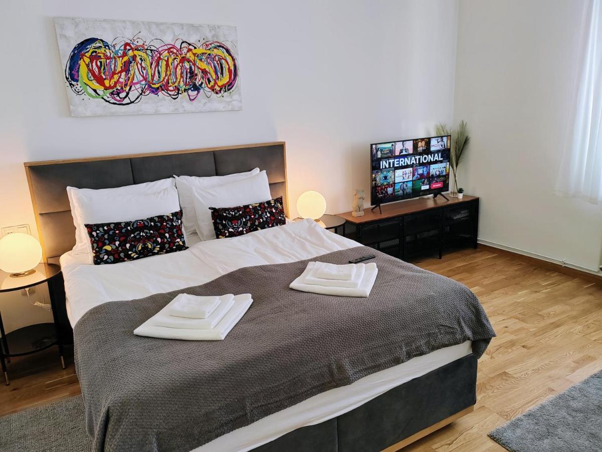 S15 Studio Apartment Free Parking ซาเกร็บ ภายนอก รูปภาพ
