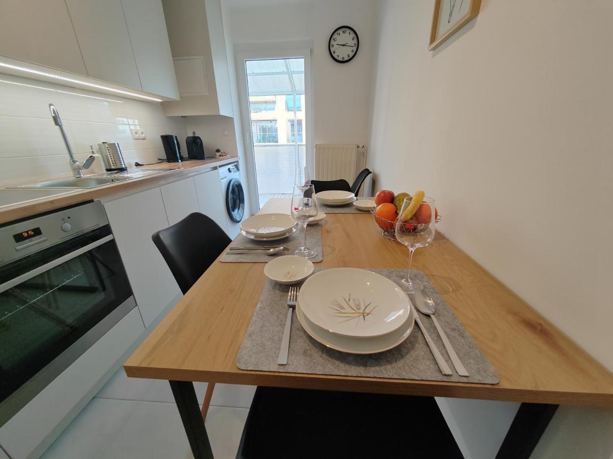 S15 Studio Apartment Free Parking ซาเกร็บ ภายนอก รูปภาพ