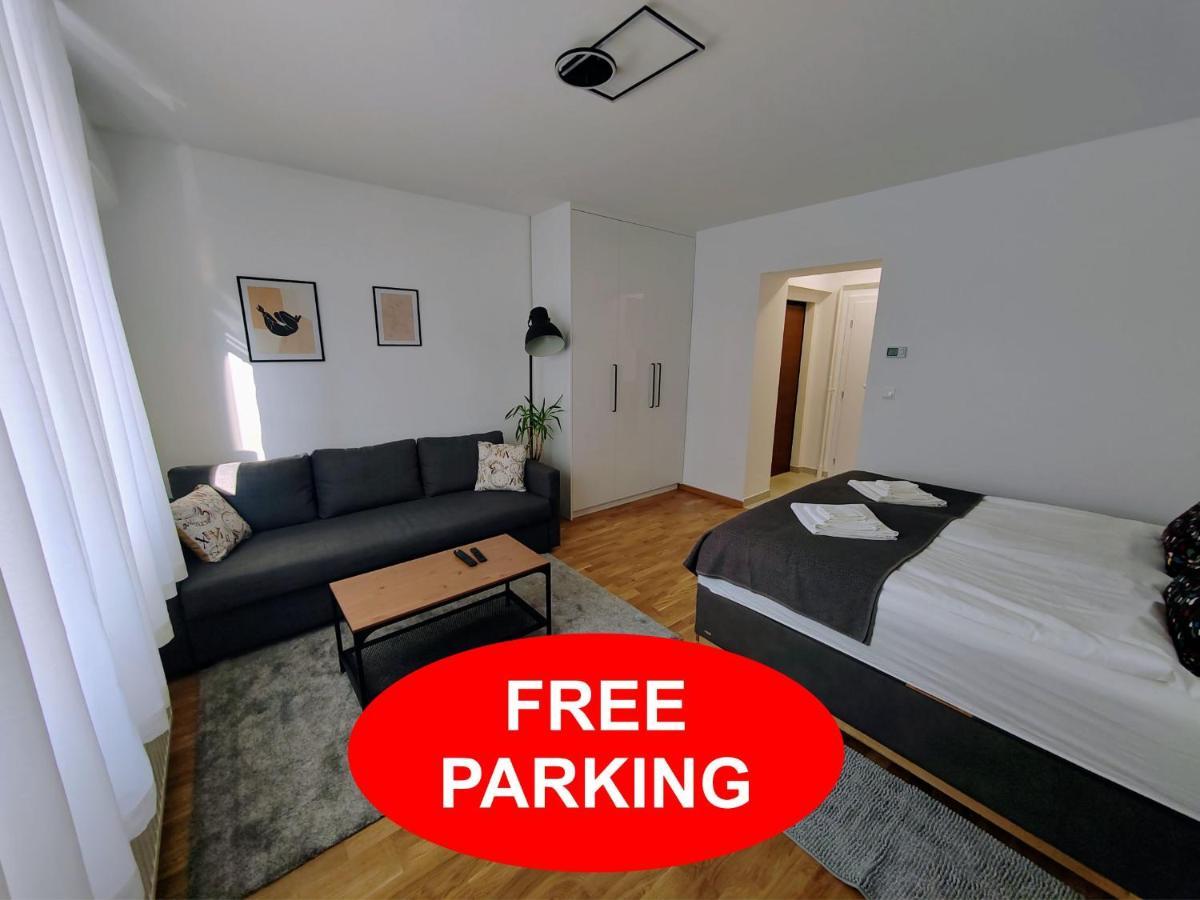 S15 Studio Apartment Free Parking ซาเกร็บ ภายนอก รูปภาพ
